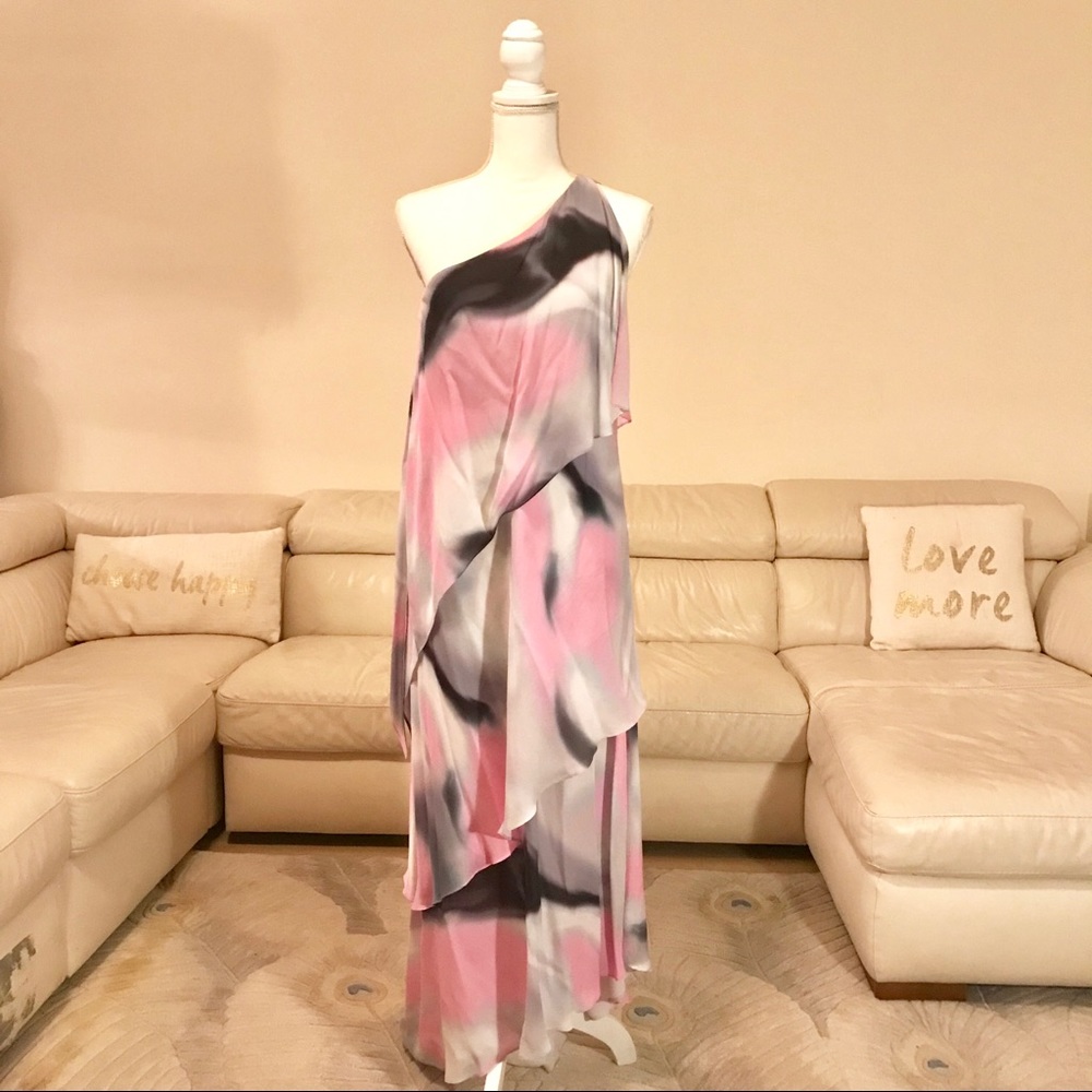 Halston Heritage maxi dress 100% silk size 4